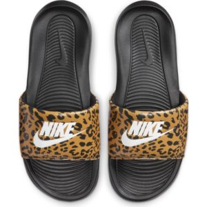 Nike Victori One( CN9676-700)