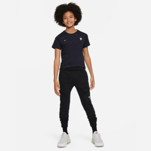 Nike Chelsea F.C. Older Kids' Football T-Shirt (FQ7136-426)
