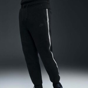Nike Tech Men's Fleece Joggers with Reflective Accents (IM6540-010)